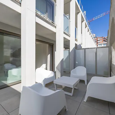 Omnia 7 - 0103 + Park. 5 Daire *